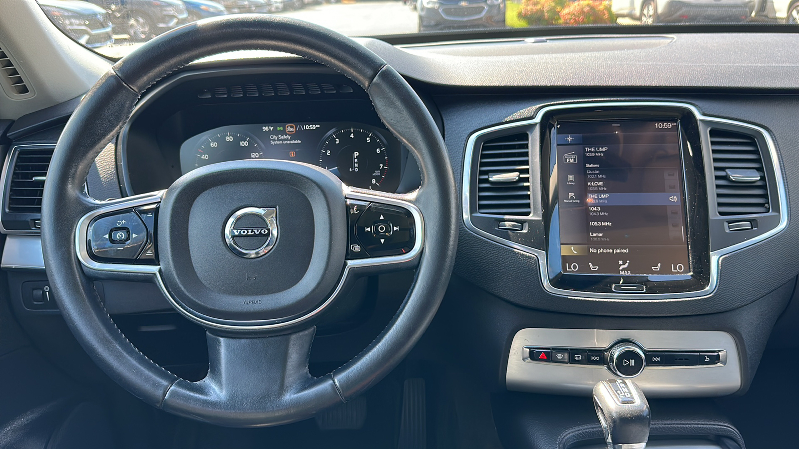 2016 Volvo XC90 T5 Momentum 8