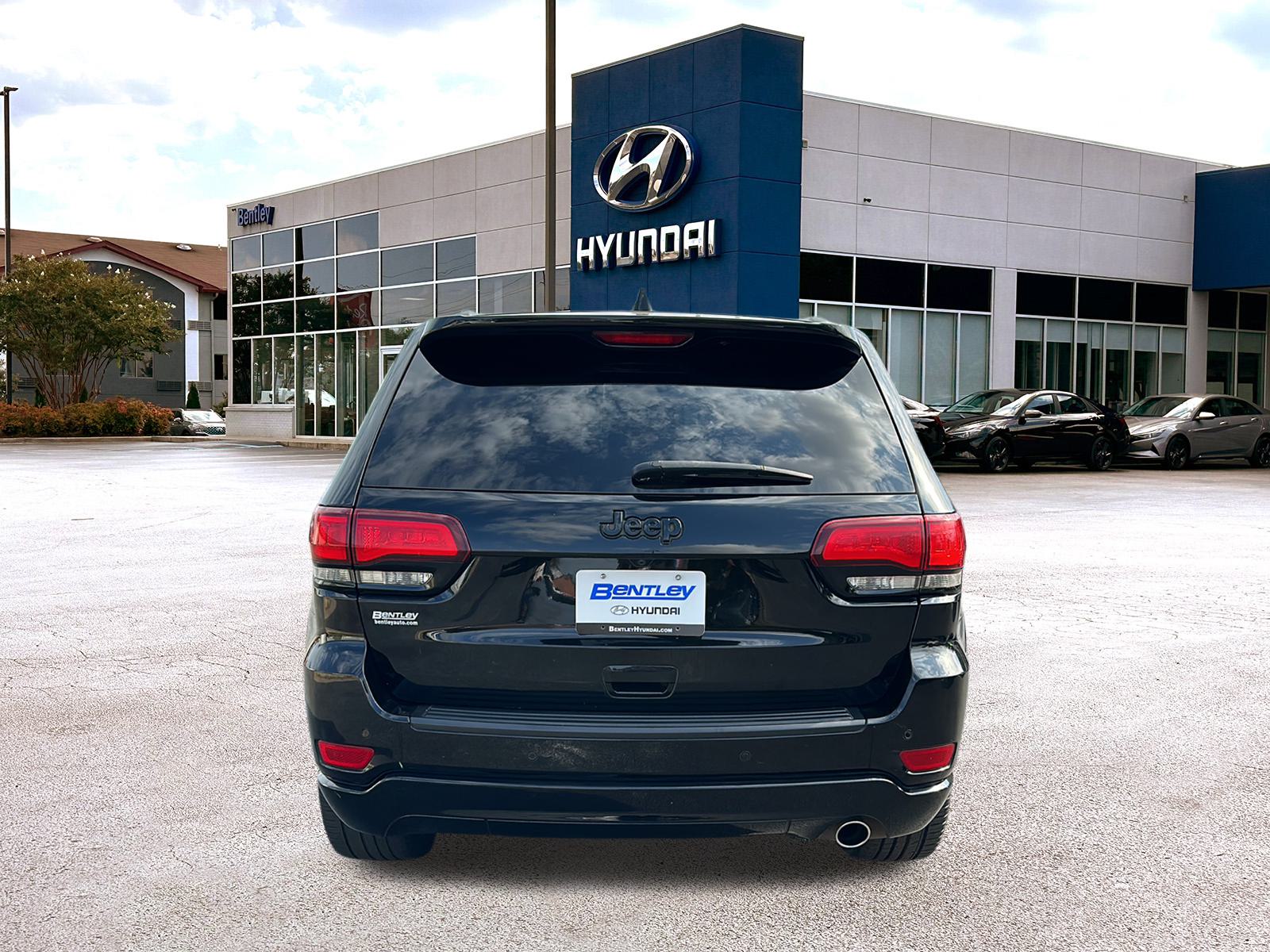 2020 Jeep Grand Cherokee Altitude 4