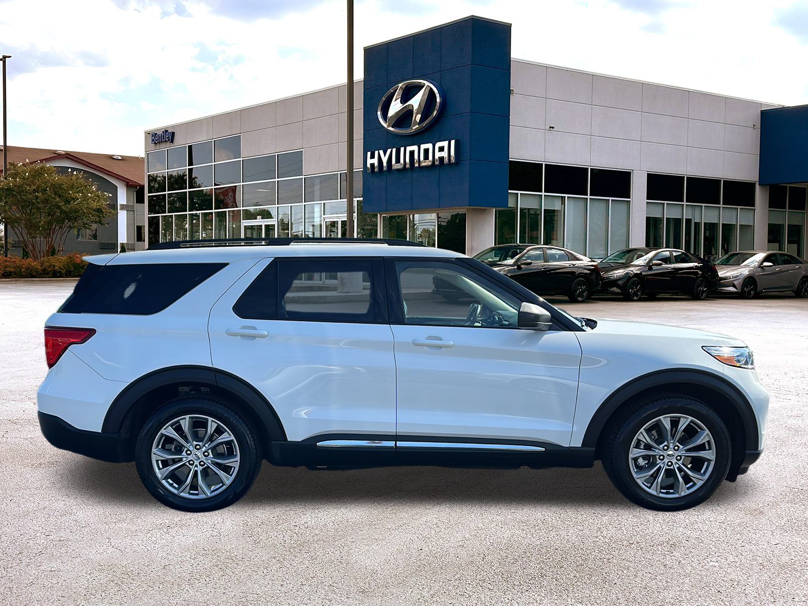 2022 Ford Explorer XLT 6