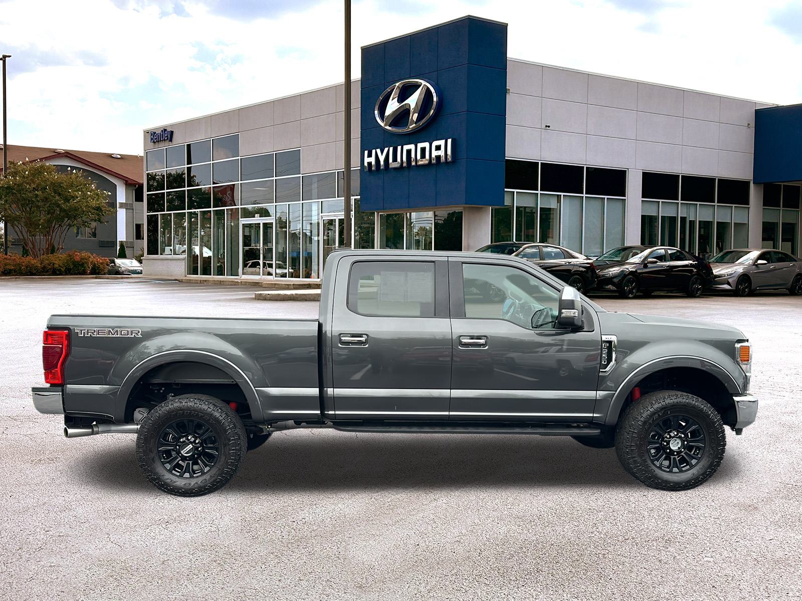 2020 Ford F-250 XLT 6