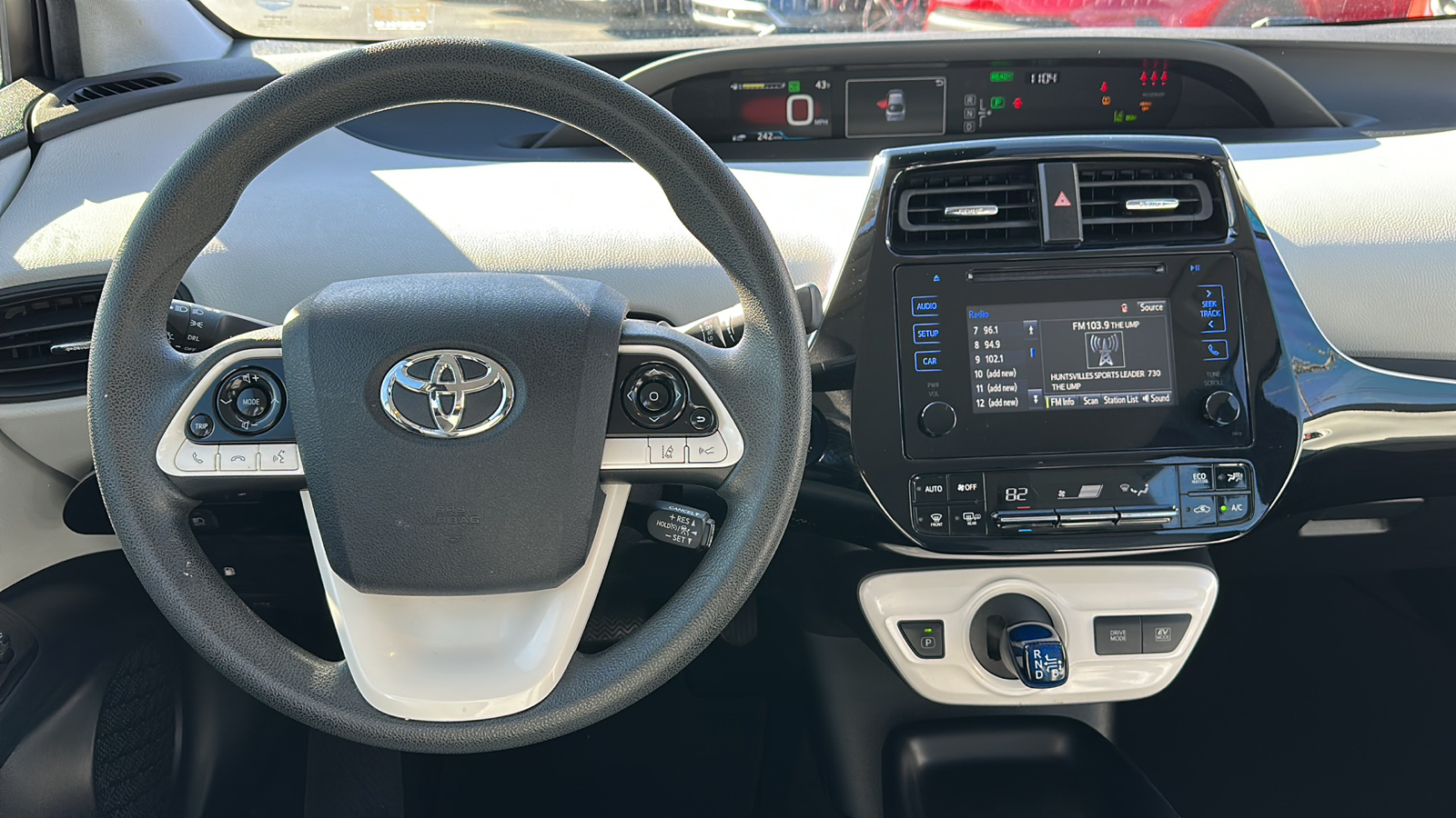 2018 Toyota Prius Two 6