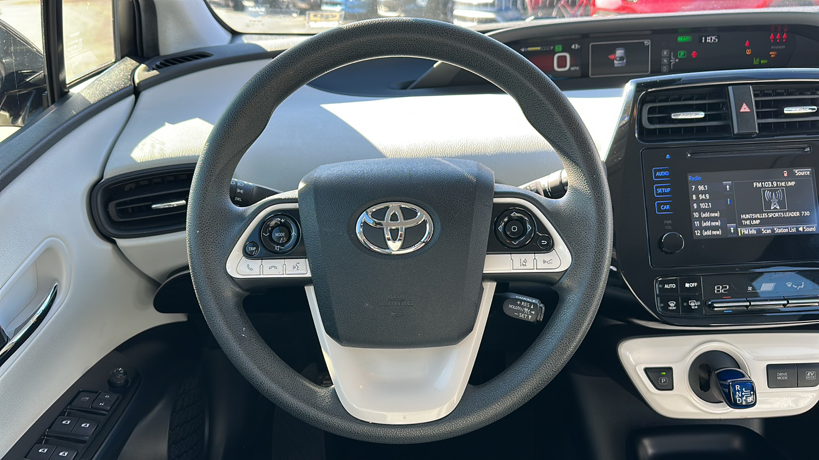 2018 Toyota Prius Two 8