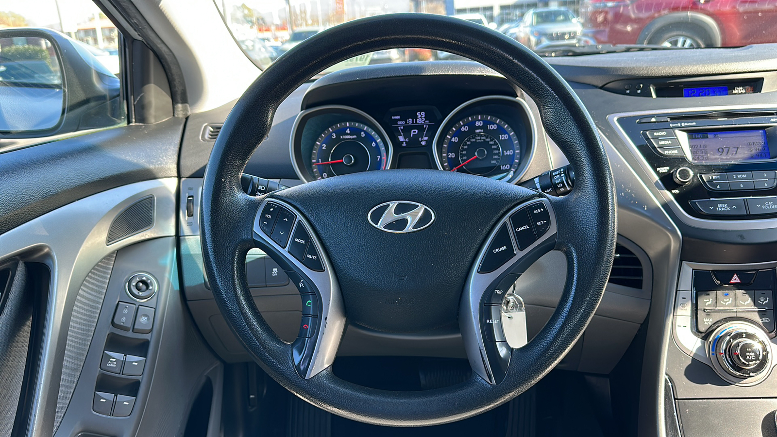 2013 Hyundai Elantra GLS 9