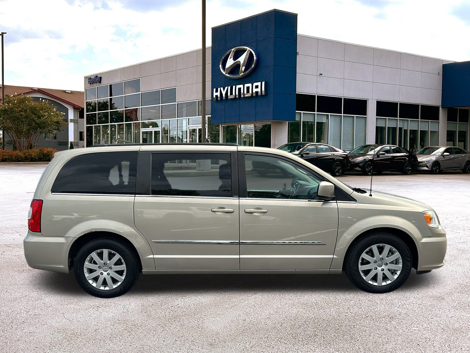 2014 Chrysler Town & Country Touring 6
