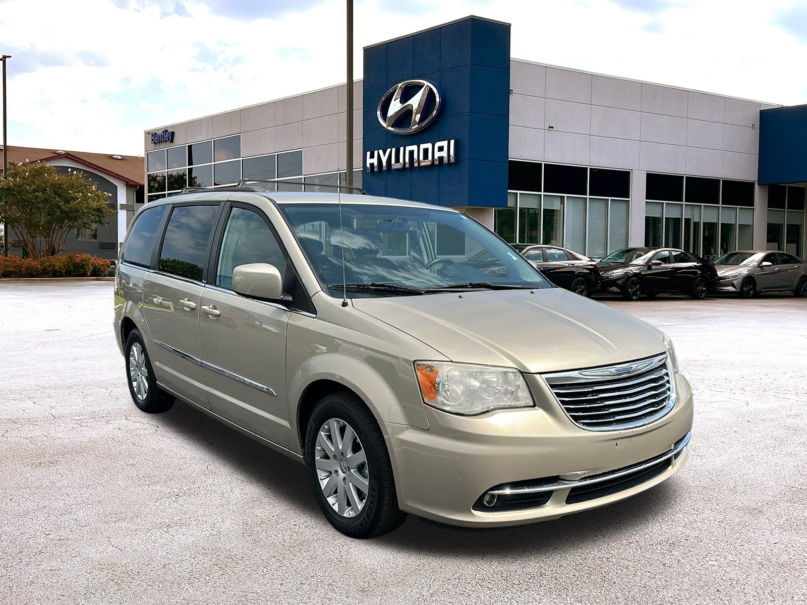 2014 Chrysler Town & Country Touring 7