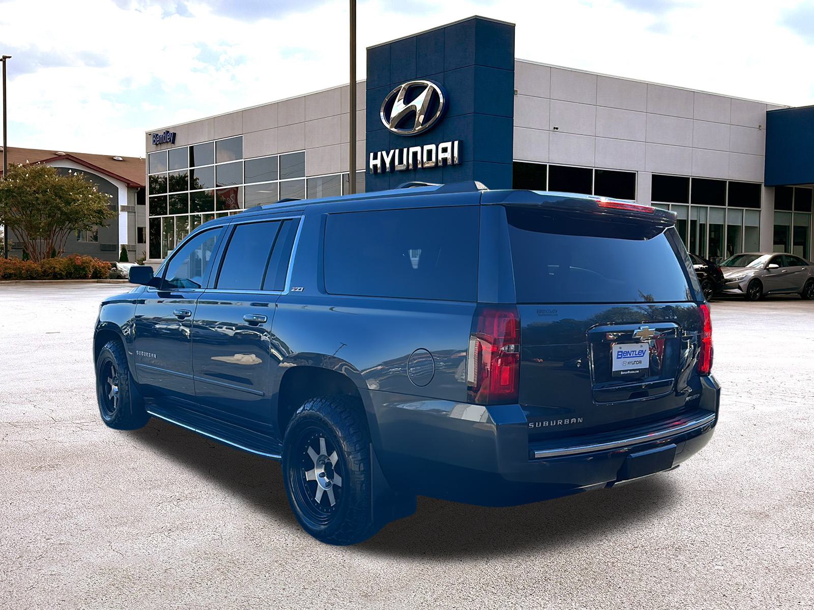 2019 Chevrolet Suburban Premier 3