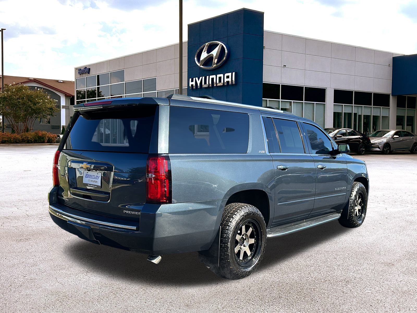 2019 Chevrolet Suburban Premier 5