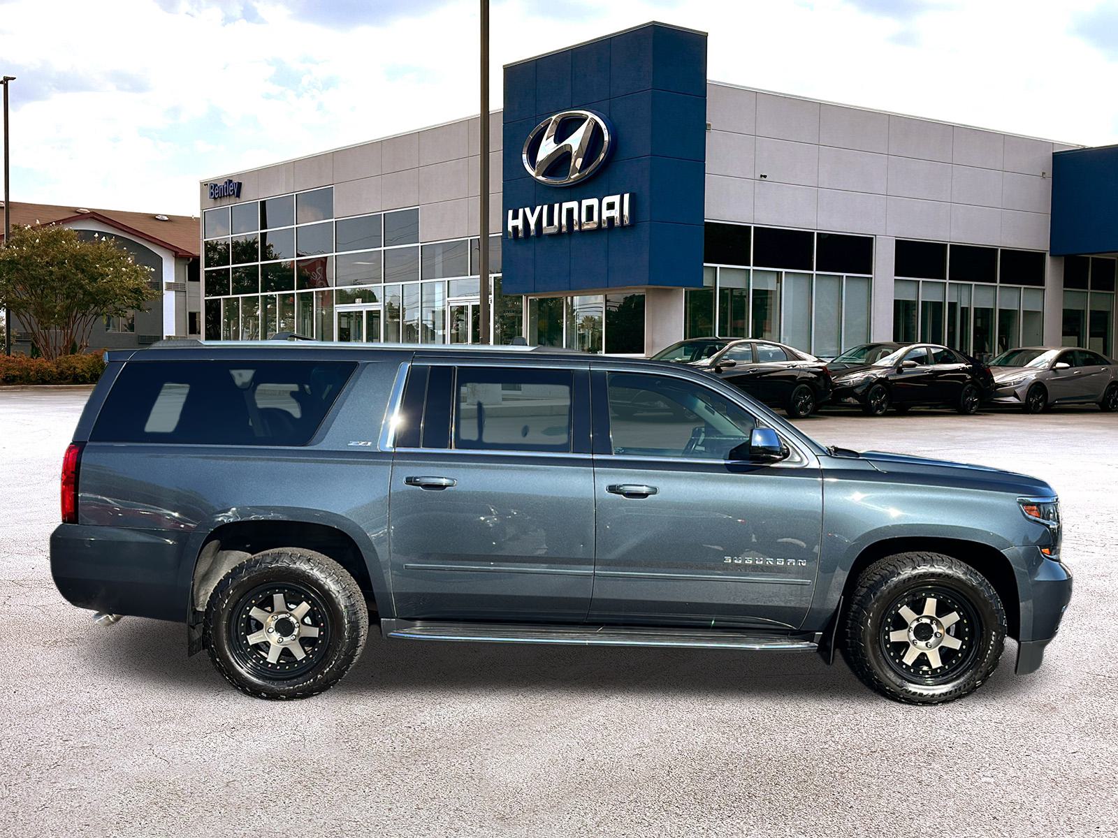 2019 Chevrolet Suburban Premier 6