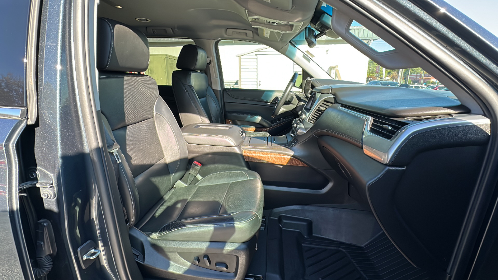 2019 Chevrolet Suburban Premier 15