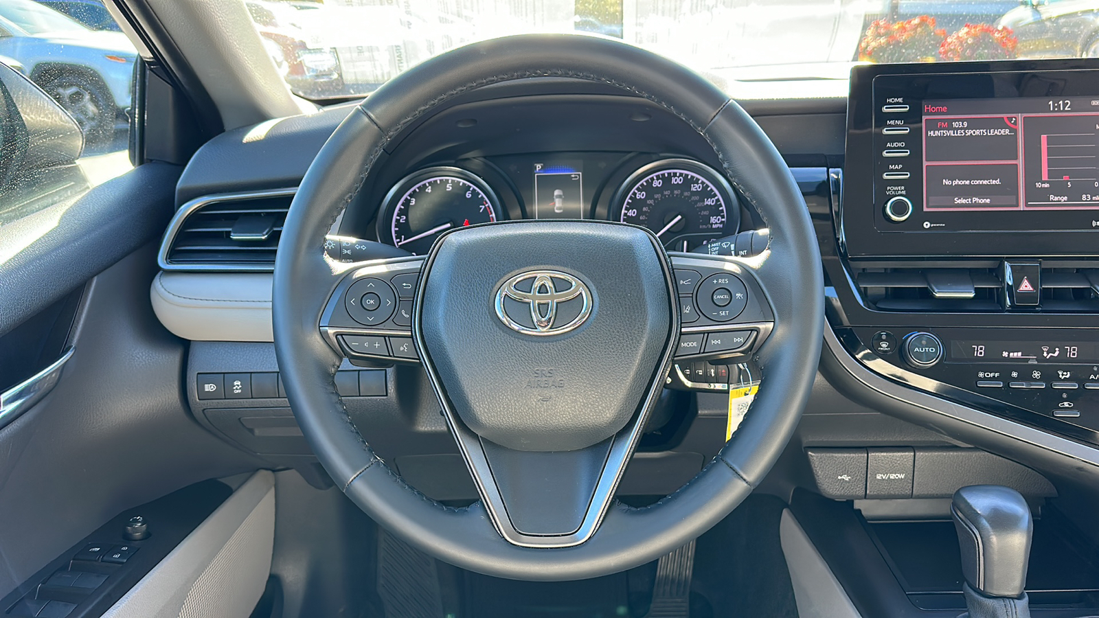 2022 Toyota Camry SE 12