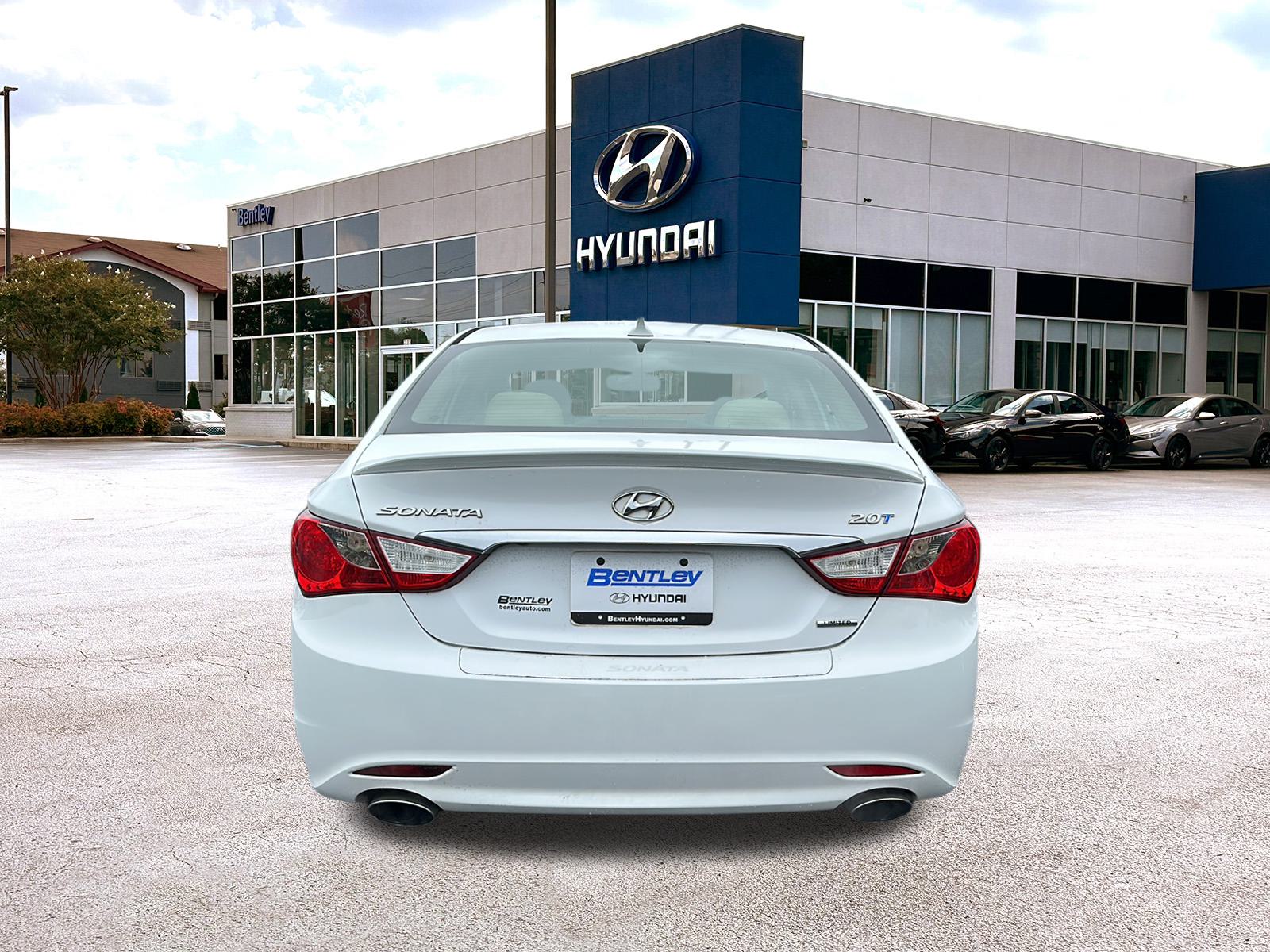 2013 Hyundai Sonata Limited 4