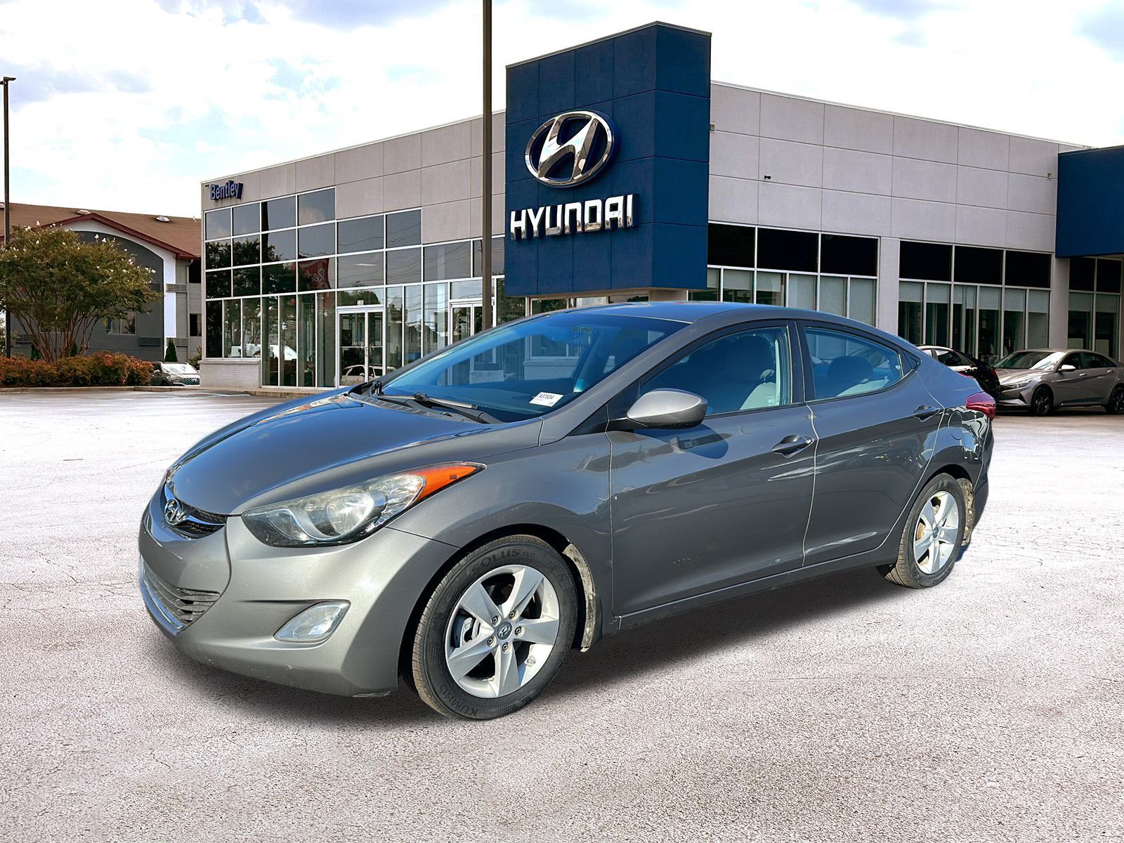 2013 Hyundai Elantra GLS 1