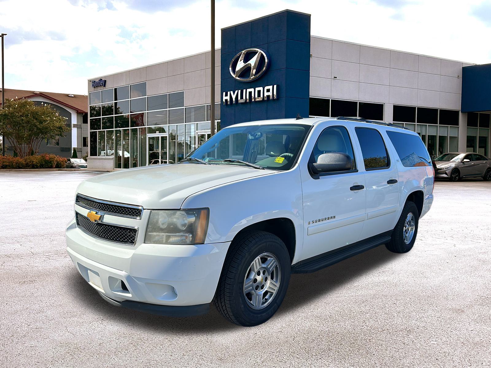 2008 Chevrolet Suburban LS 1