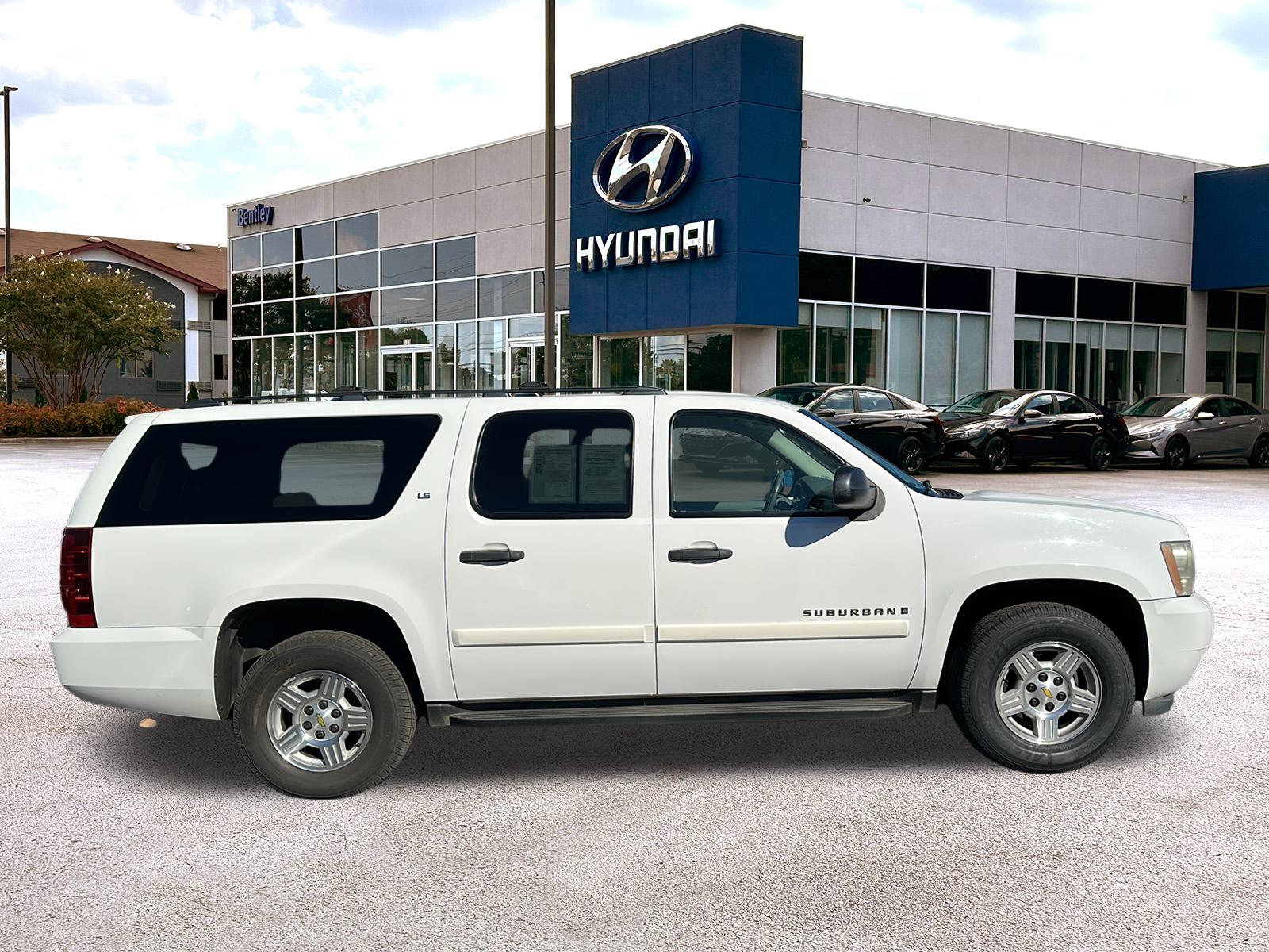 2008 Chevrolet Suburban LS 6