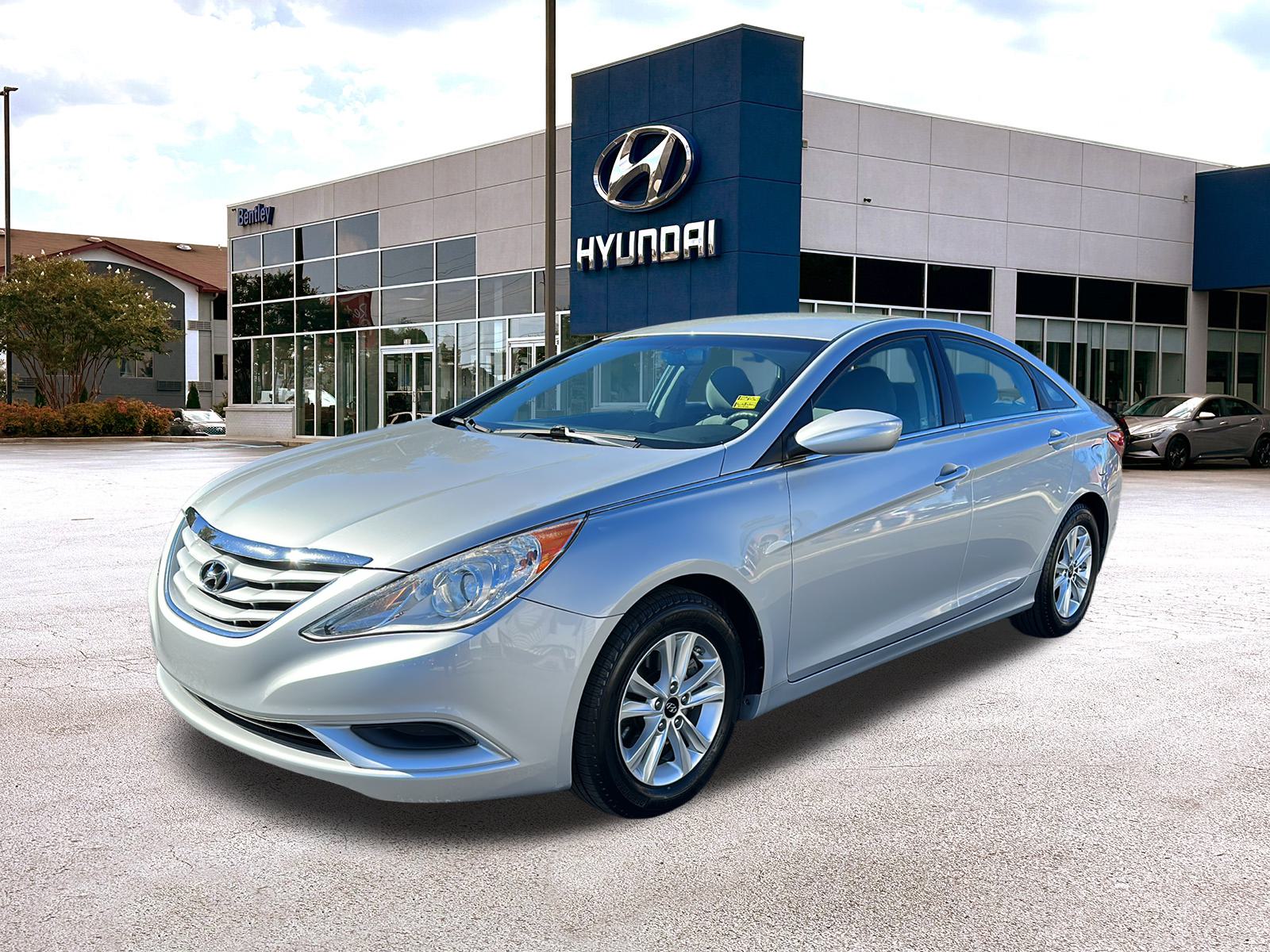 2011 Hyundai Sonata GLS 1