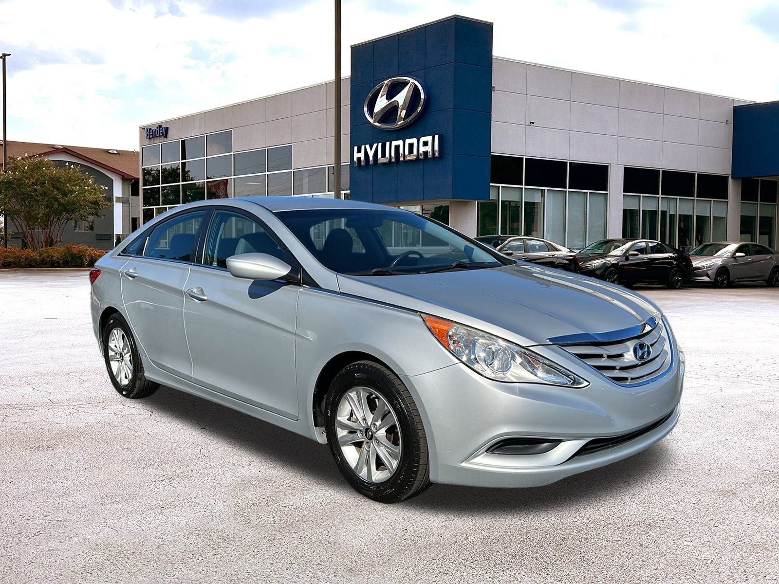 2011 Hyundai Sonata GLS 7