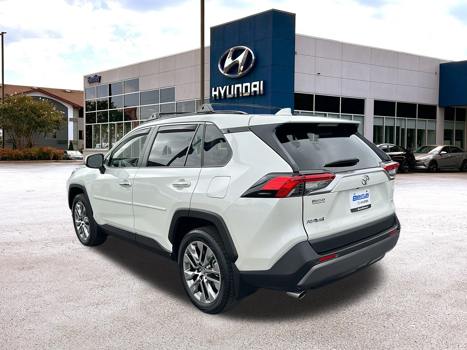 2019 Toyota RAV4 Limited 3