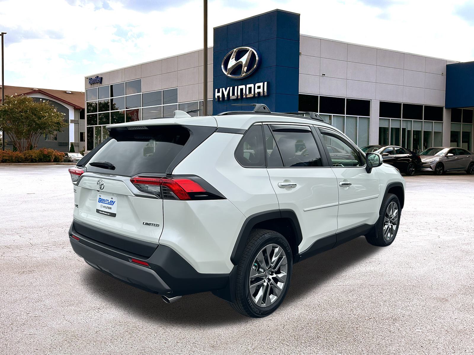 2019 Toyota RAV4 Limited 5