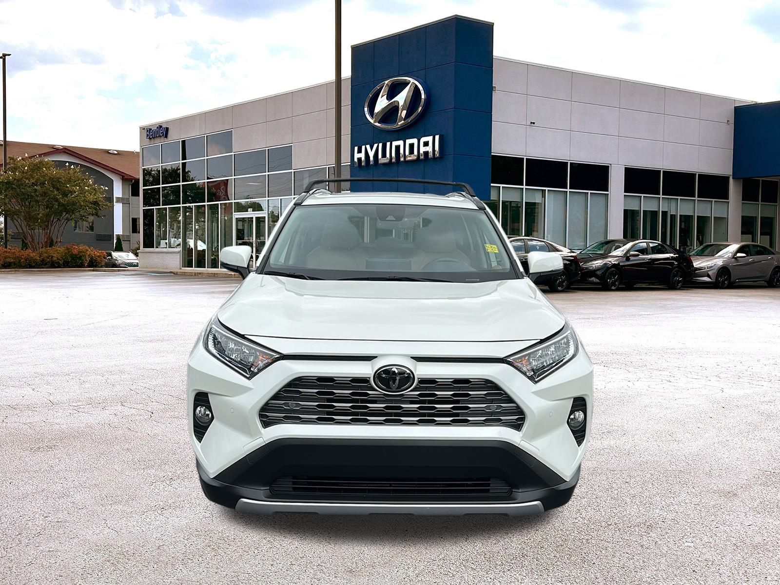 2019 Toyota RAV4 Limited 8