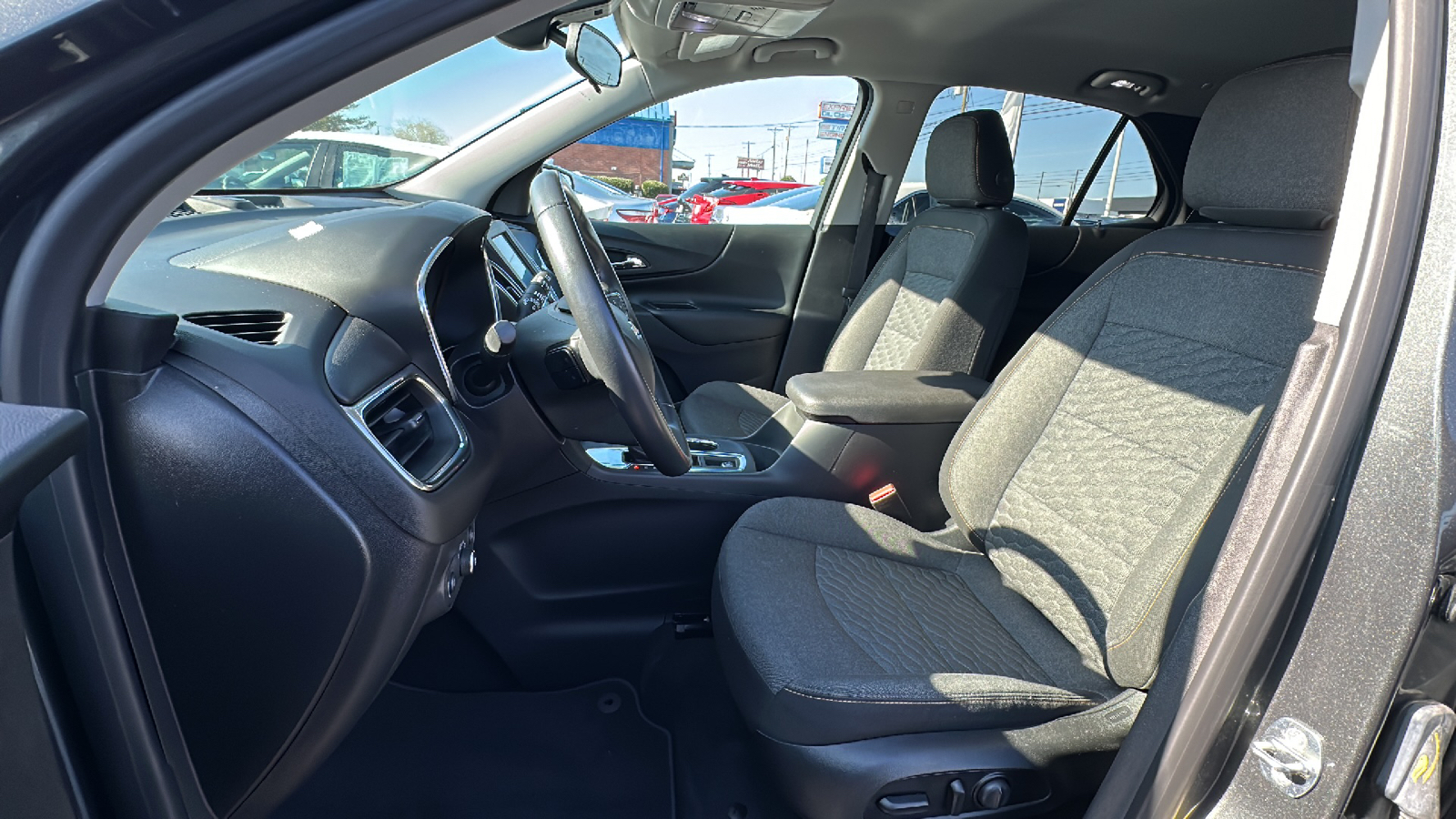 2020 Chevrolet Equinox LT 9