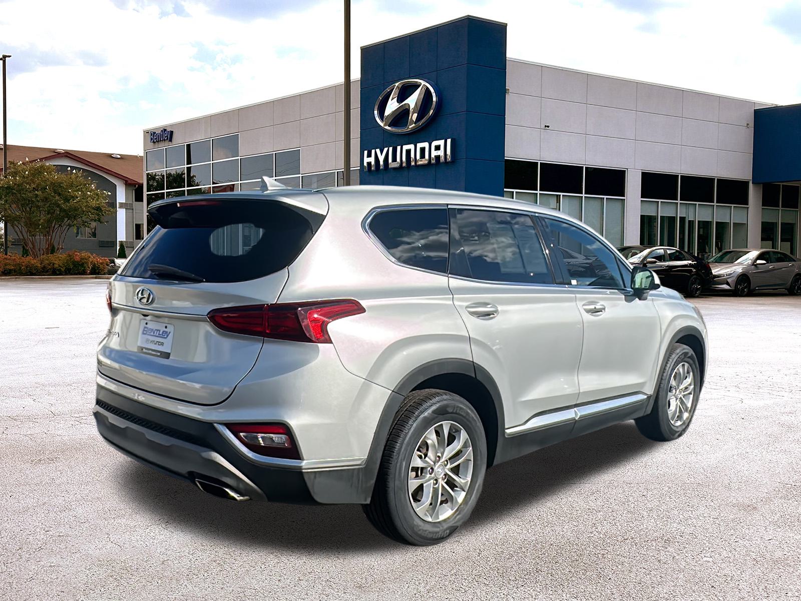 2019 Hyundai Santa Fe SEL 3