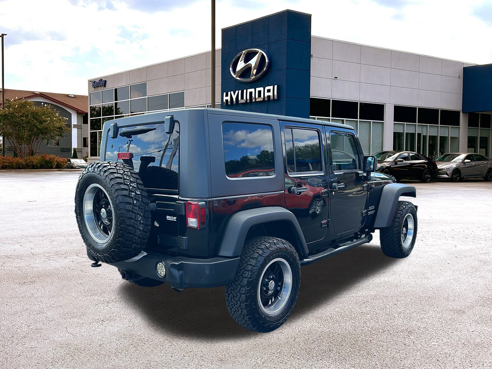 2010 Jeep Wrangler Unlimited Sport 5