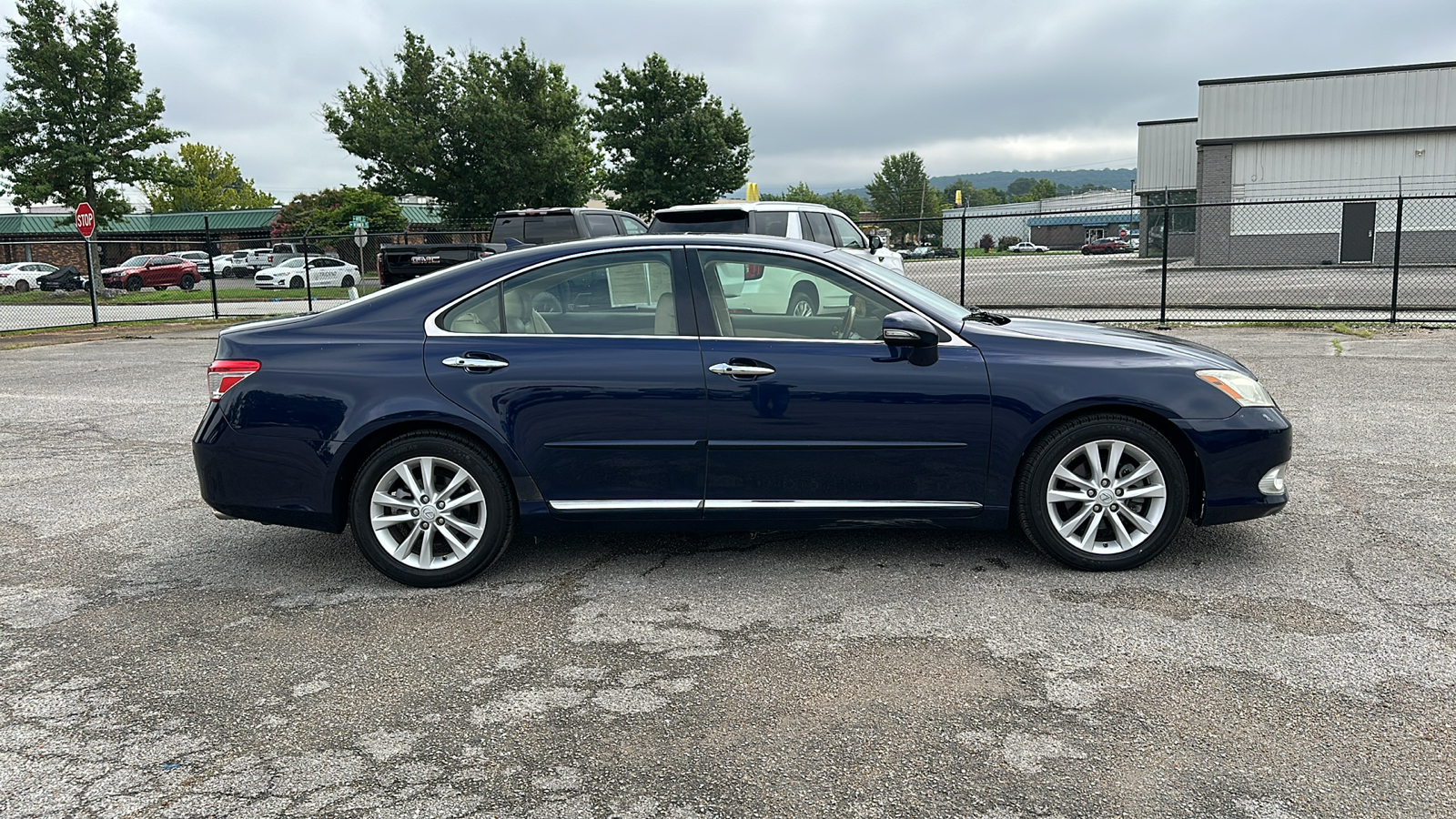 2012 Lexus ES 350 Base (A6) 6