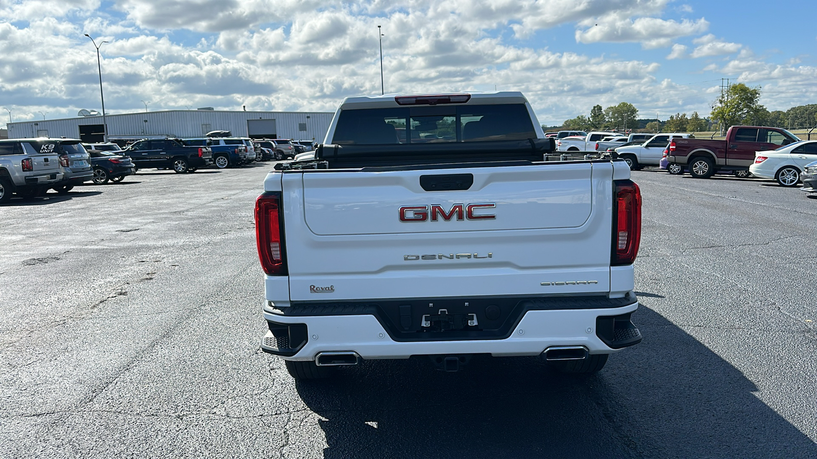 2022 GMC Sierra Denali 4