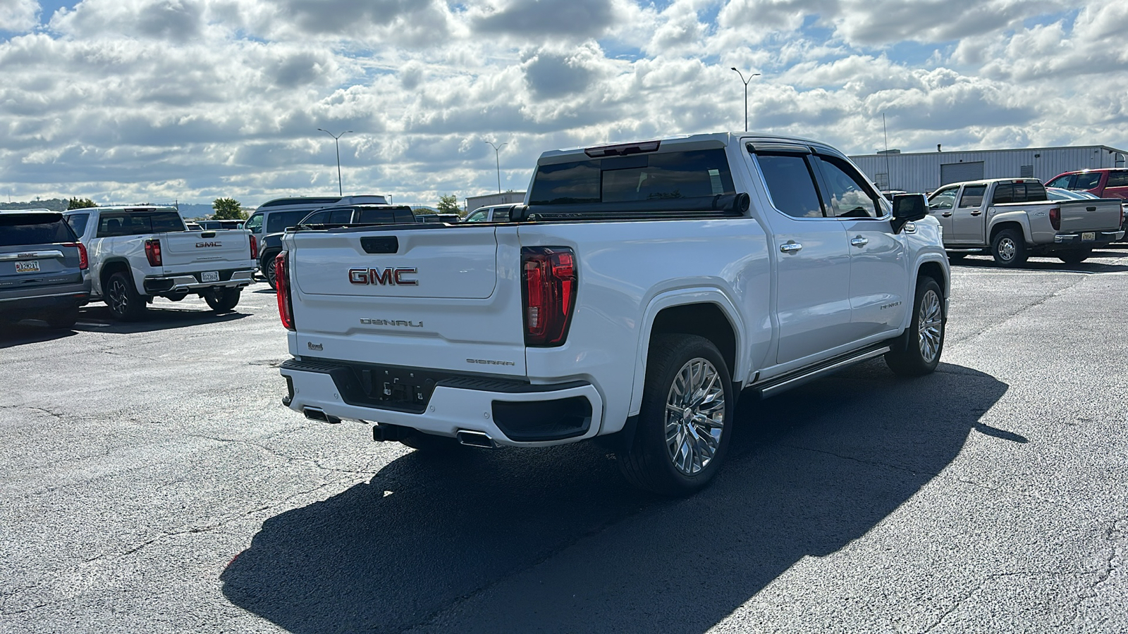 2022 GMC Sierra Denali 5