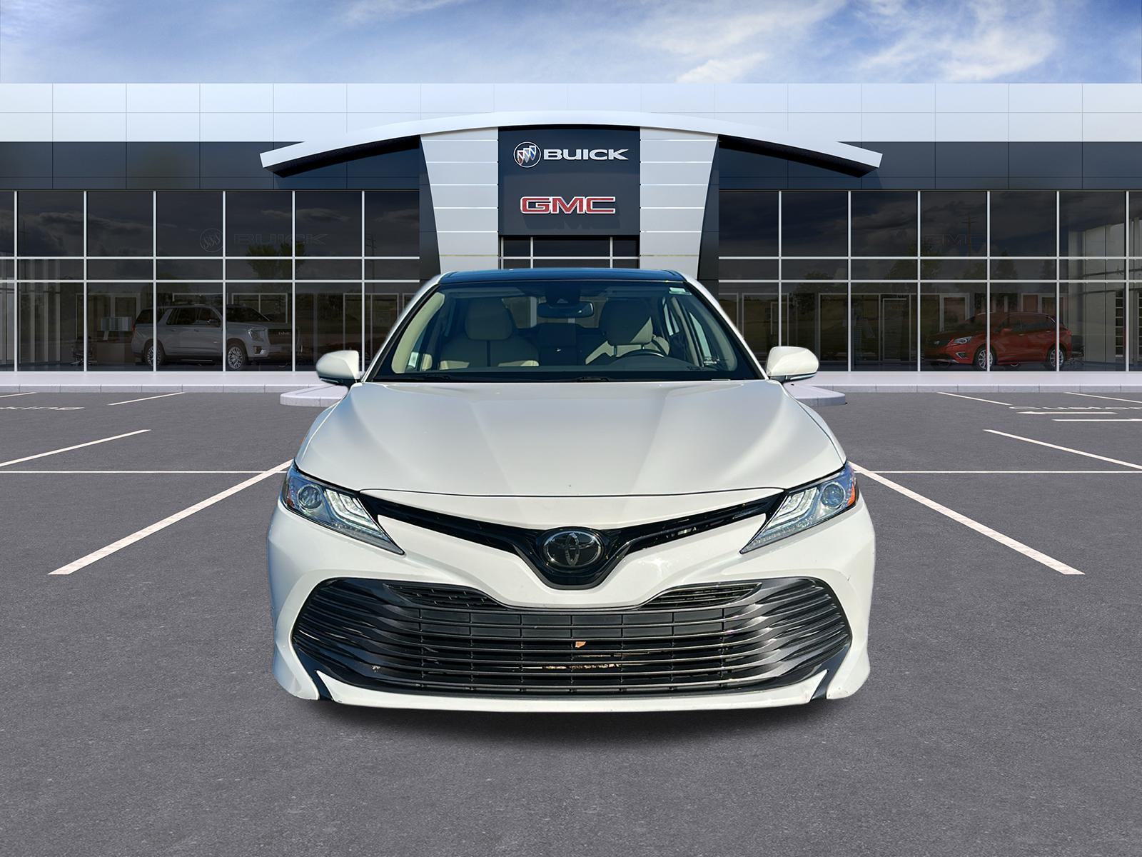 2019 Toyota Camry XLE 8