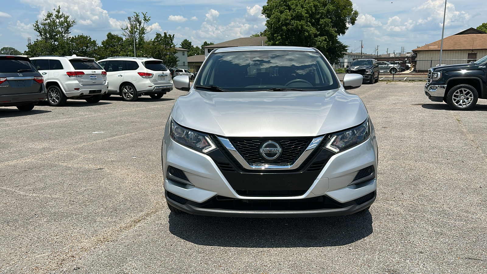 2020 Nissan Rogue Sport S 8