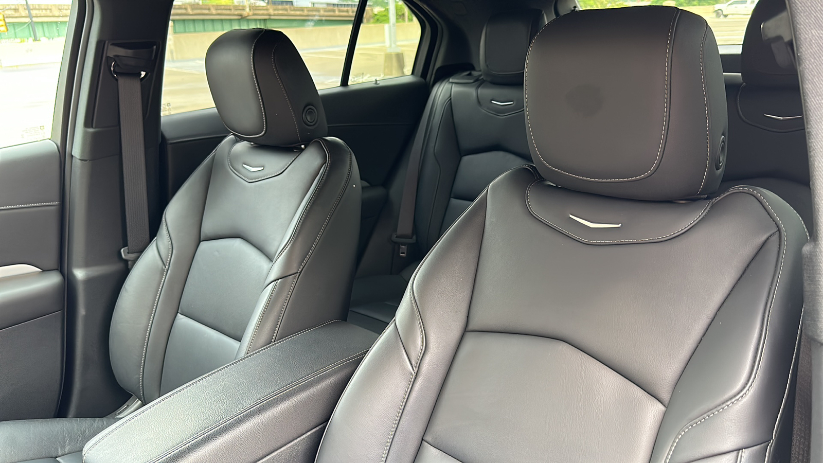 2021 Cadillac XT4 AWD Premium Luxury 16