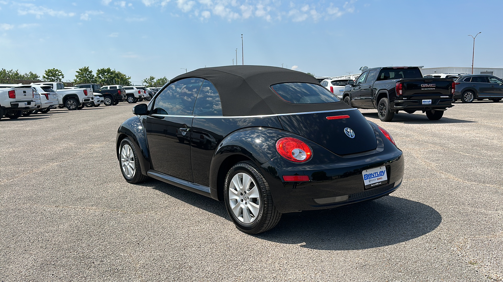 2010 Volkswagen New Beetle 2.5L w/PZEV (A6) 3