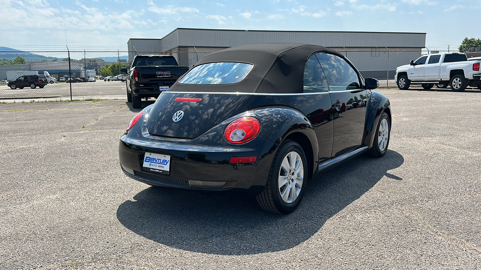 2010 Volkswagen New Beetle 2.5L w/PZEV (A6) 5