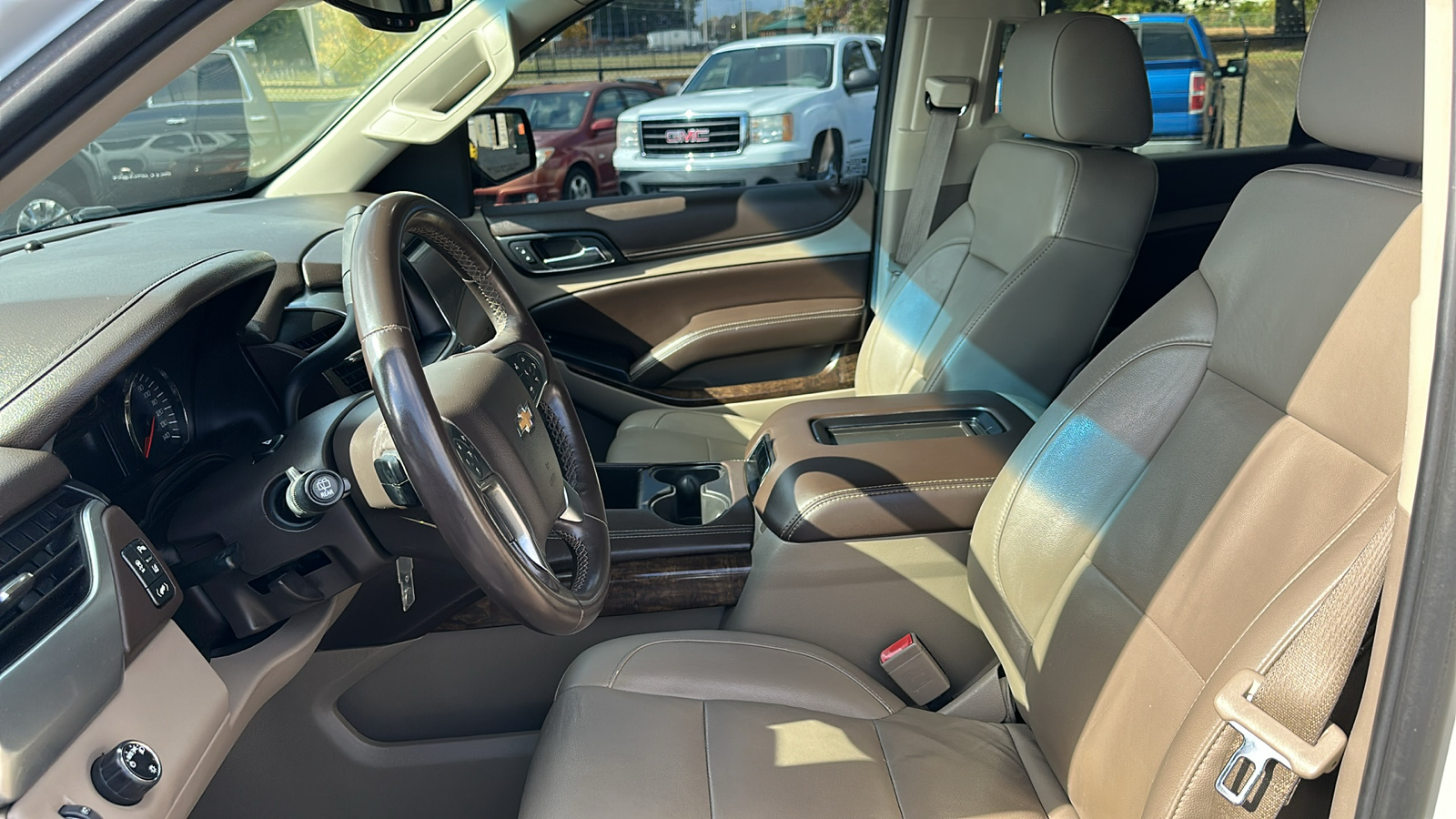 2015 Chevrolet Tahoe LT 9