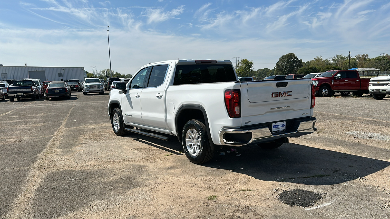 2022 GMC Sierra Limited SLE 3