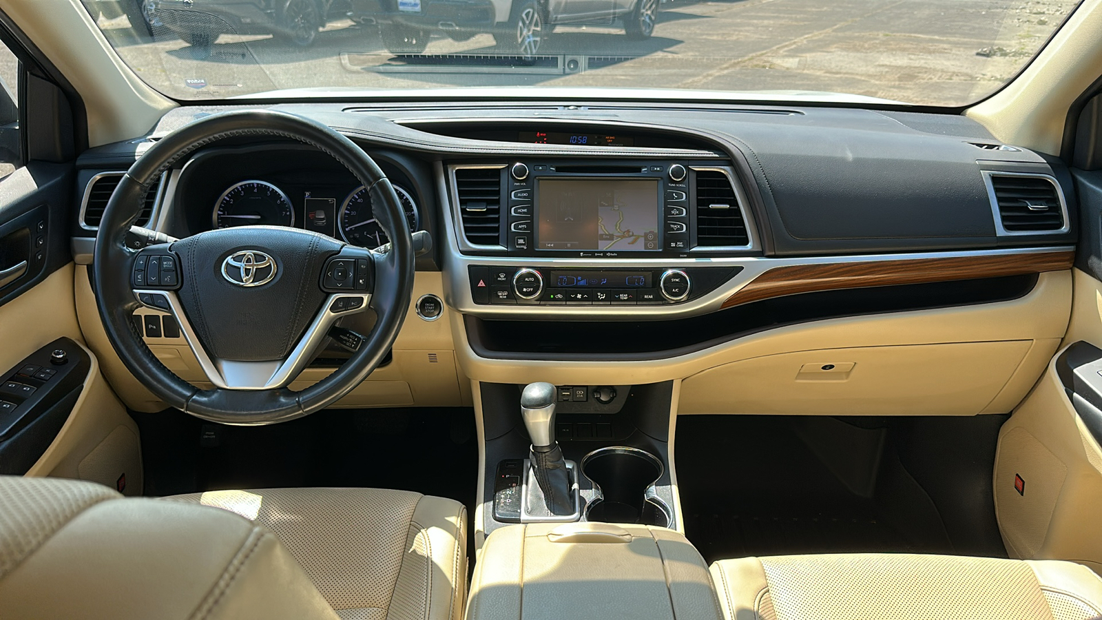 2019 Toyota Highlander Limited 10