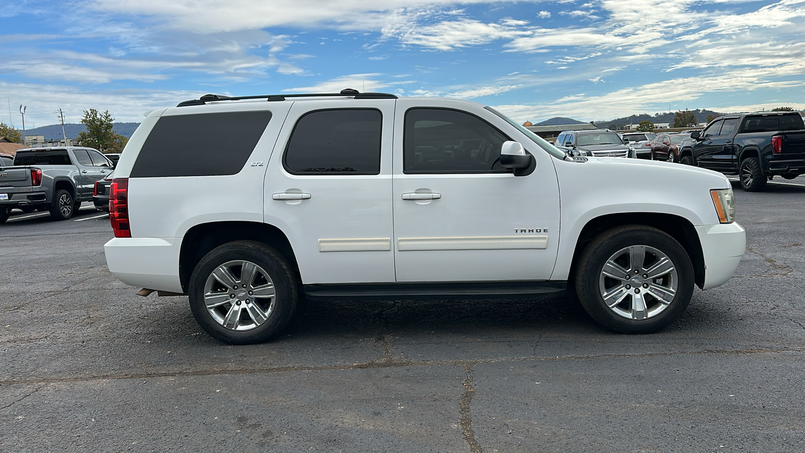 2011 Chevrolet Tahoe LT 6