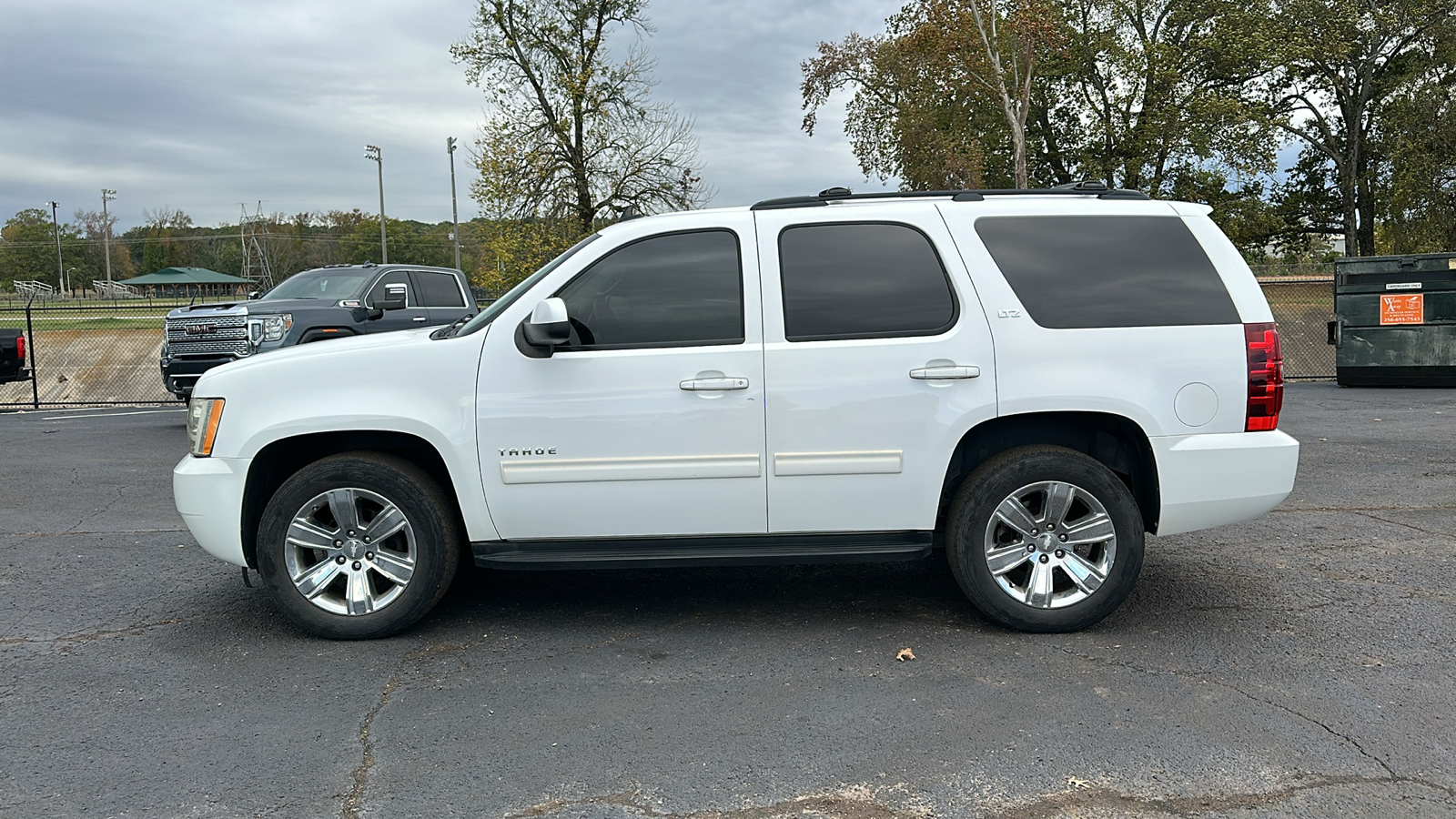 2011 Chevrolet Tahoe LT 10