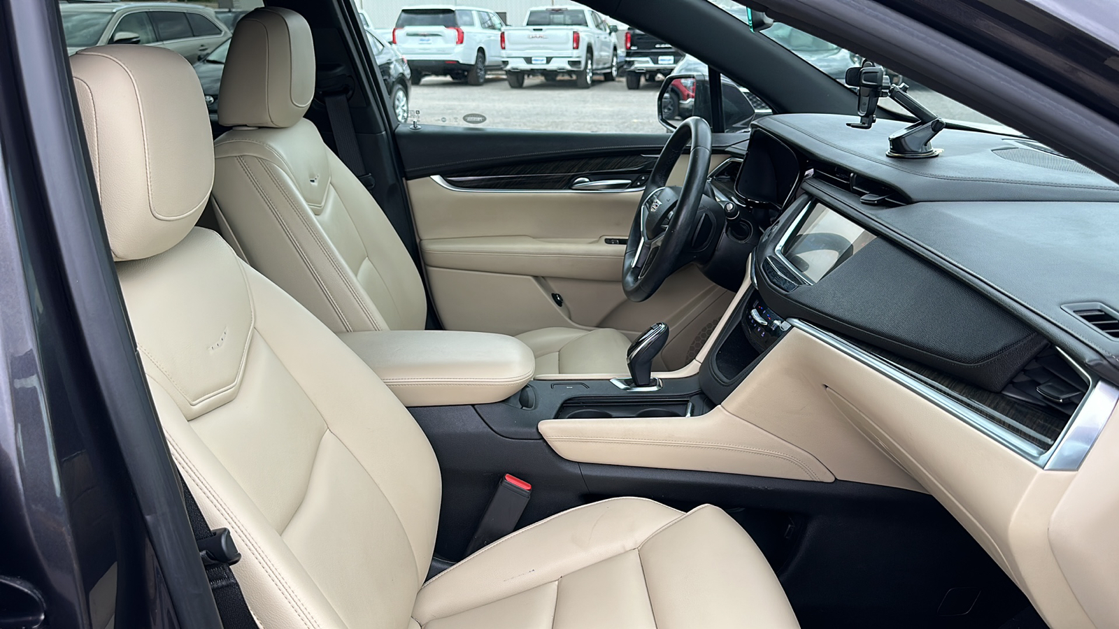 2017 Cadillac XT5 FWD 15