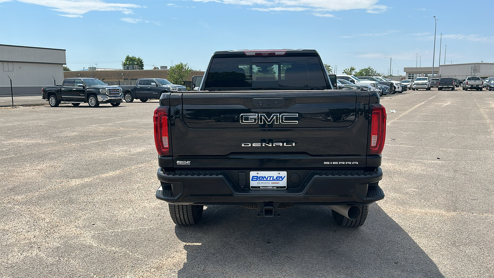 2021 GMC Sierra Denali 4