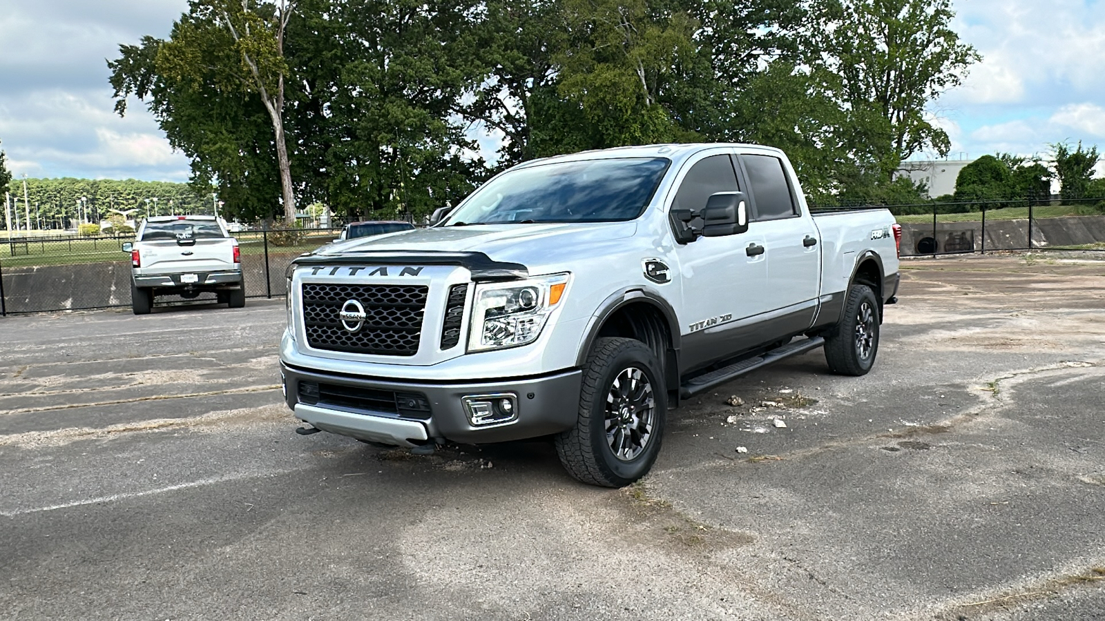 2017 Nissan Titan XD PRO-4X 1