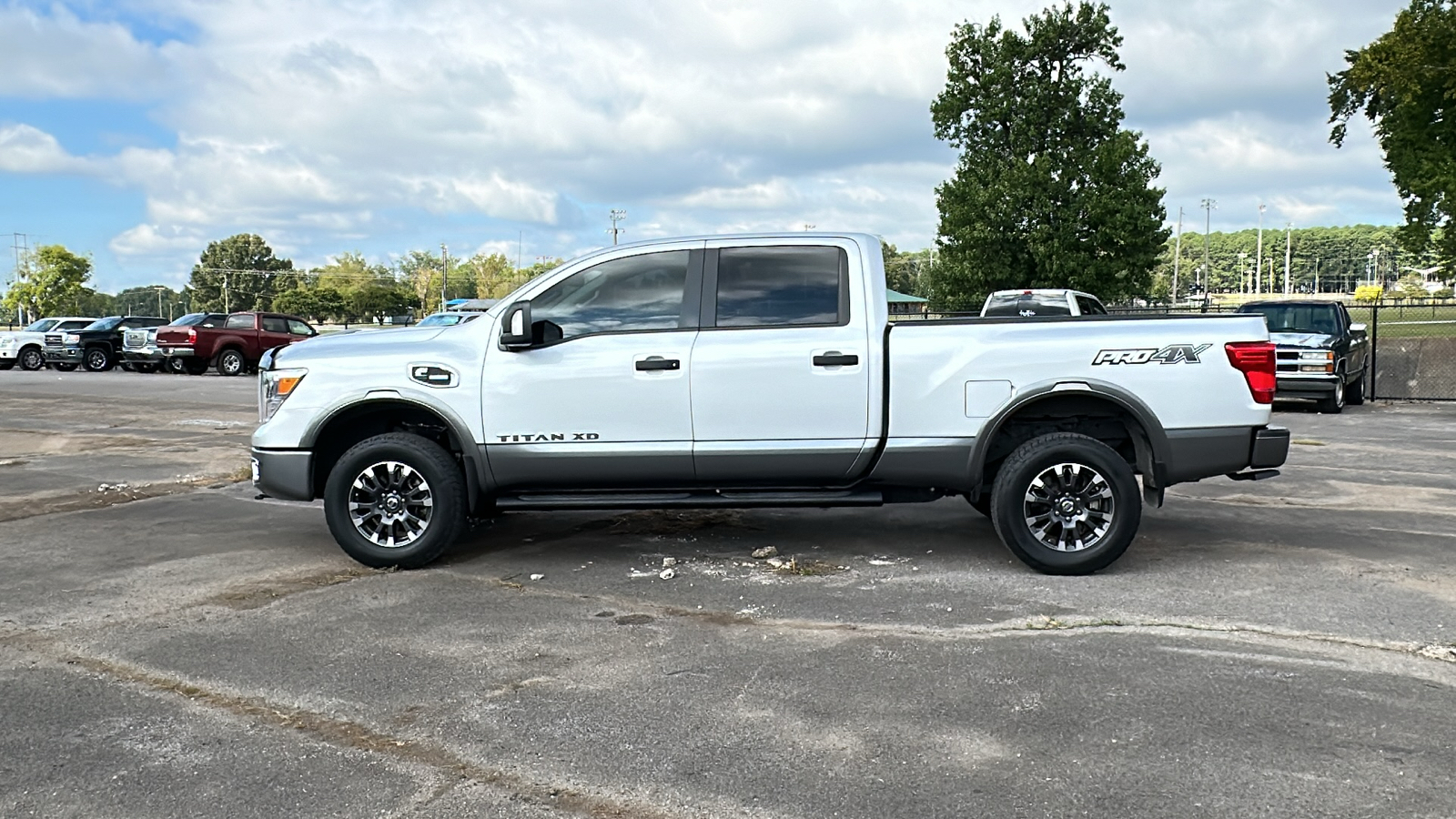 2017 Nissan Titan XD PRO-4X 2