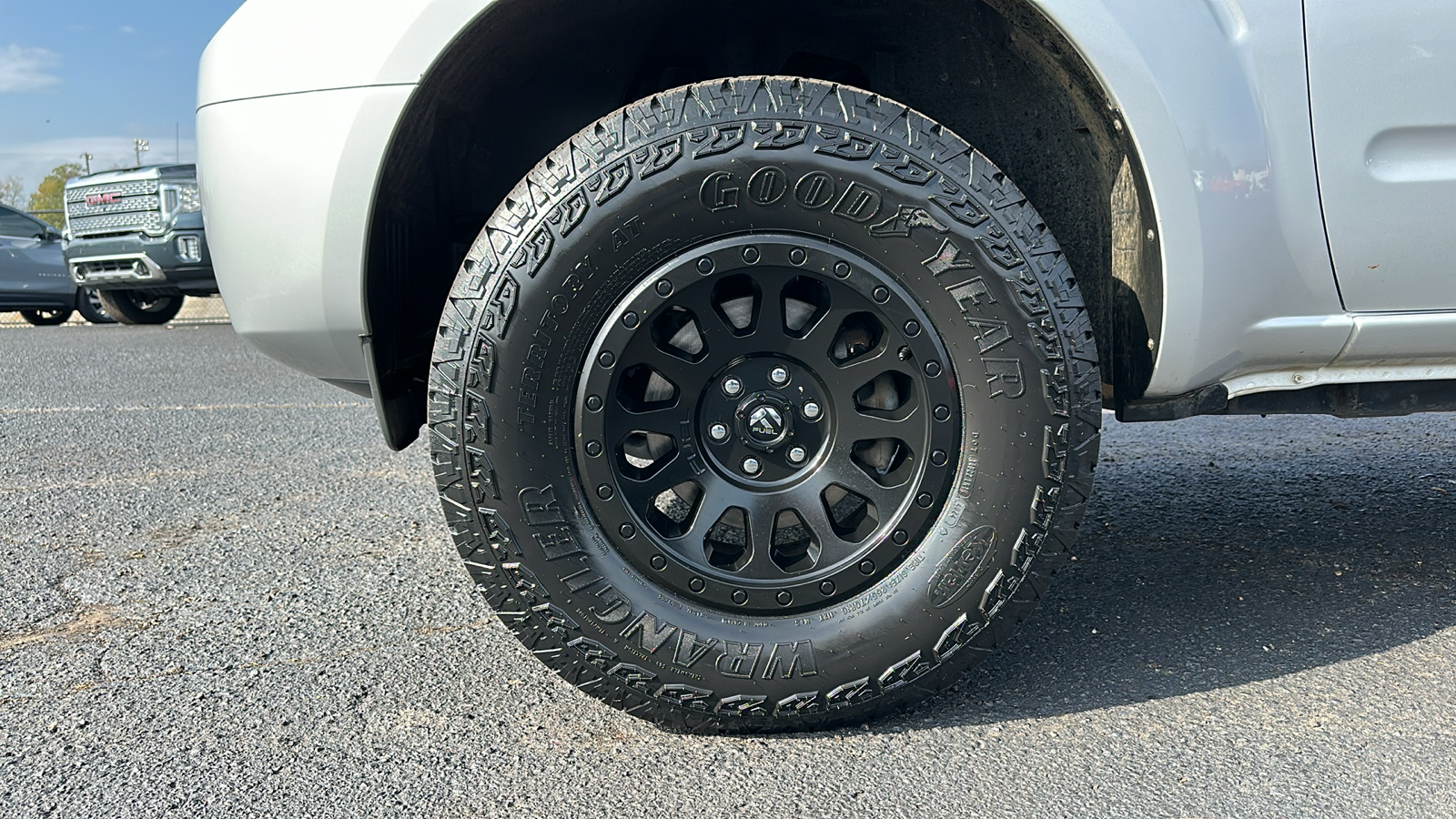 2019 Nissan Frontier SV 14