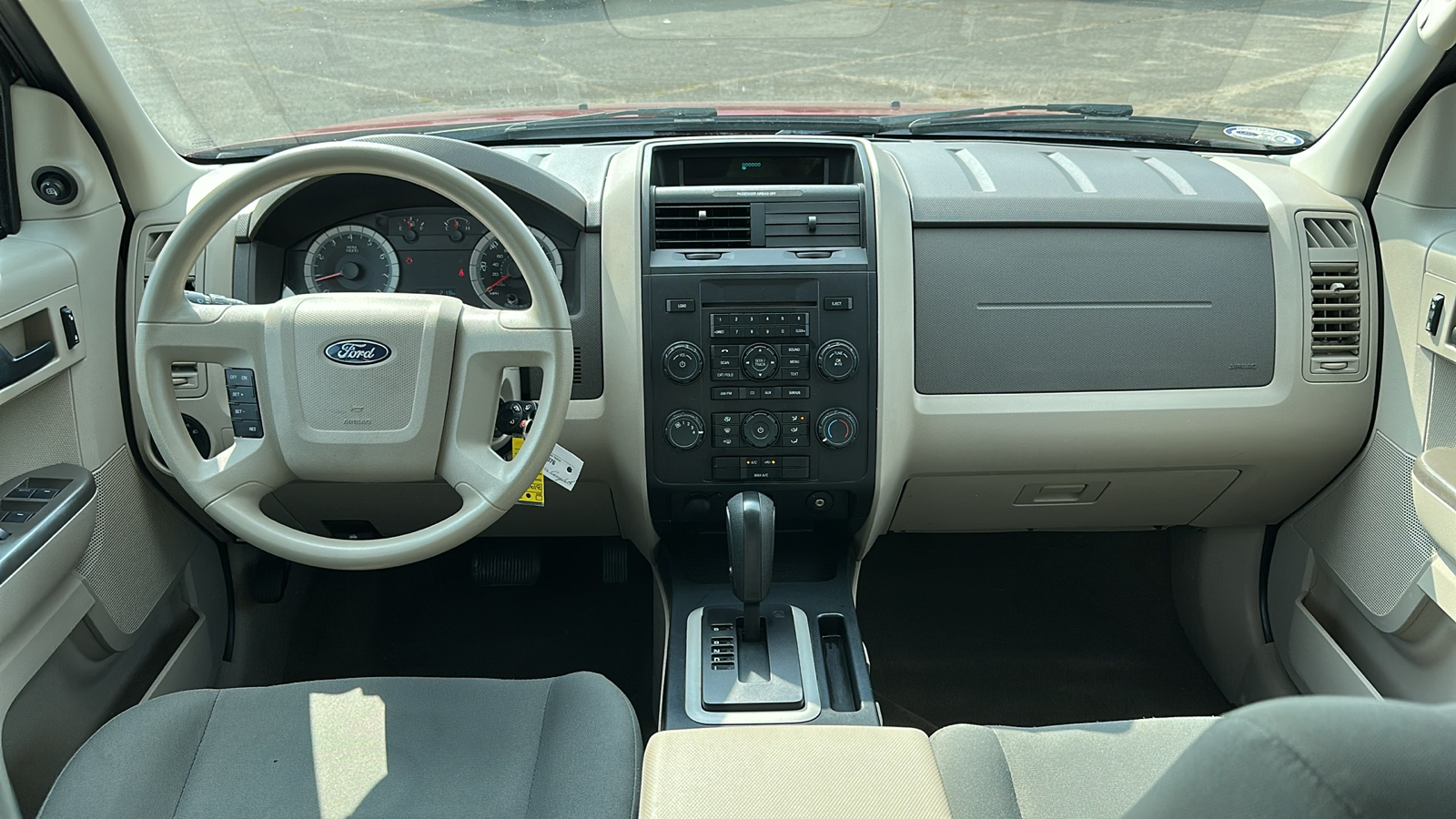 2009 Ford Escape XLS 10