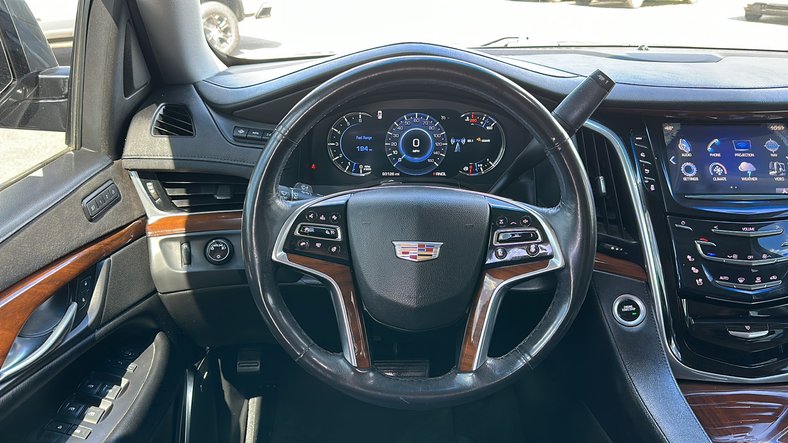 2018 Cadillac Escalade ESV Luxury 14