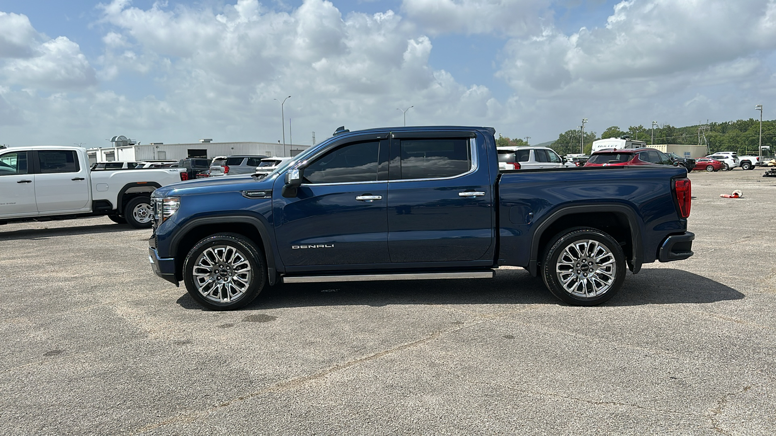 2023 GMC Sierra Denali Ultimate 2