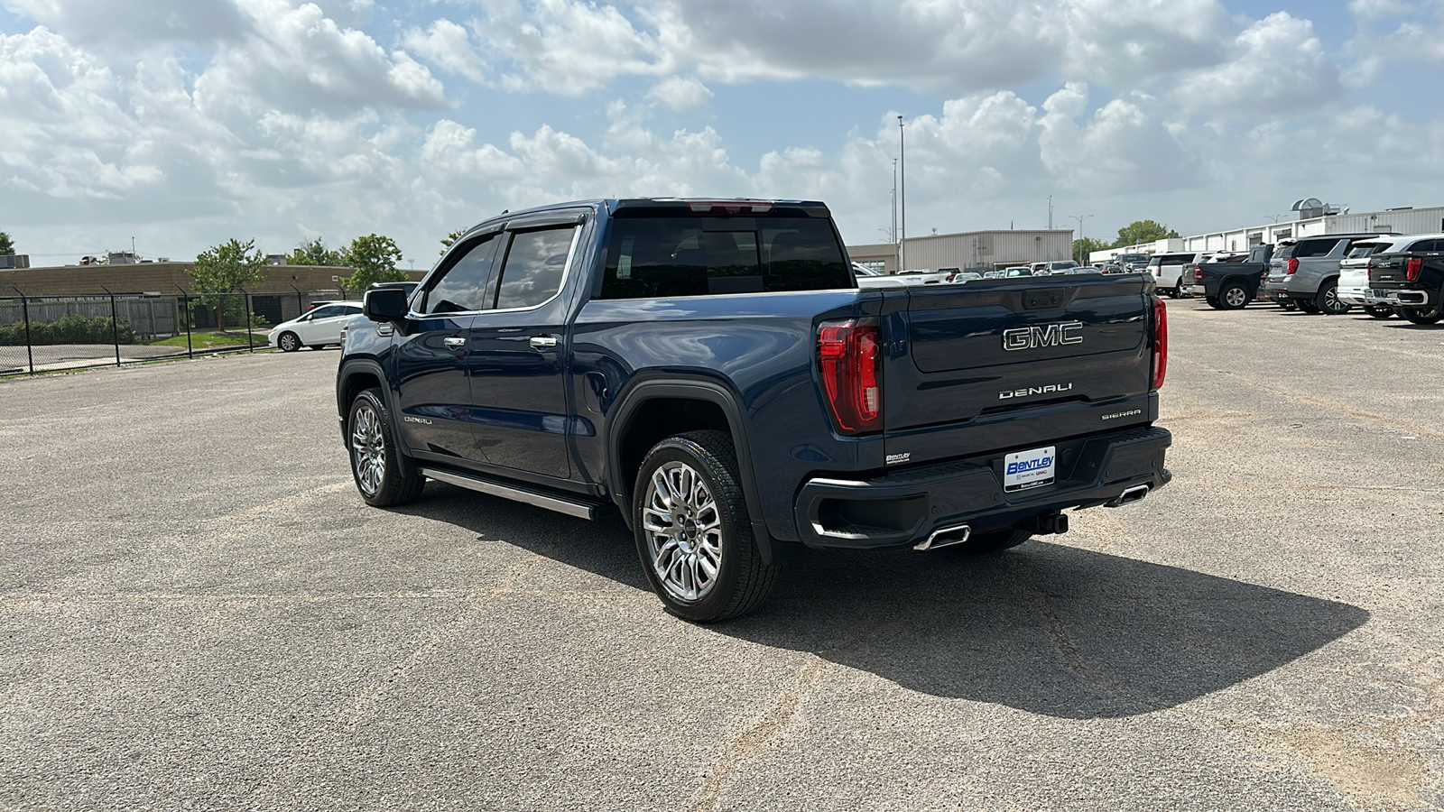 2023 GMC Sierra Denali Ultimate 3