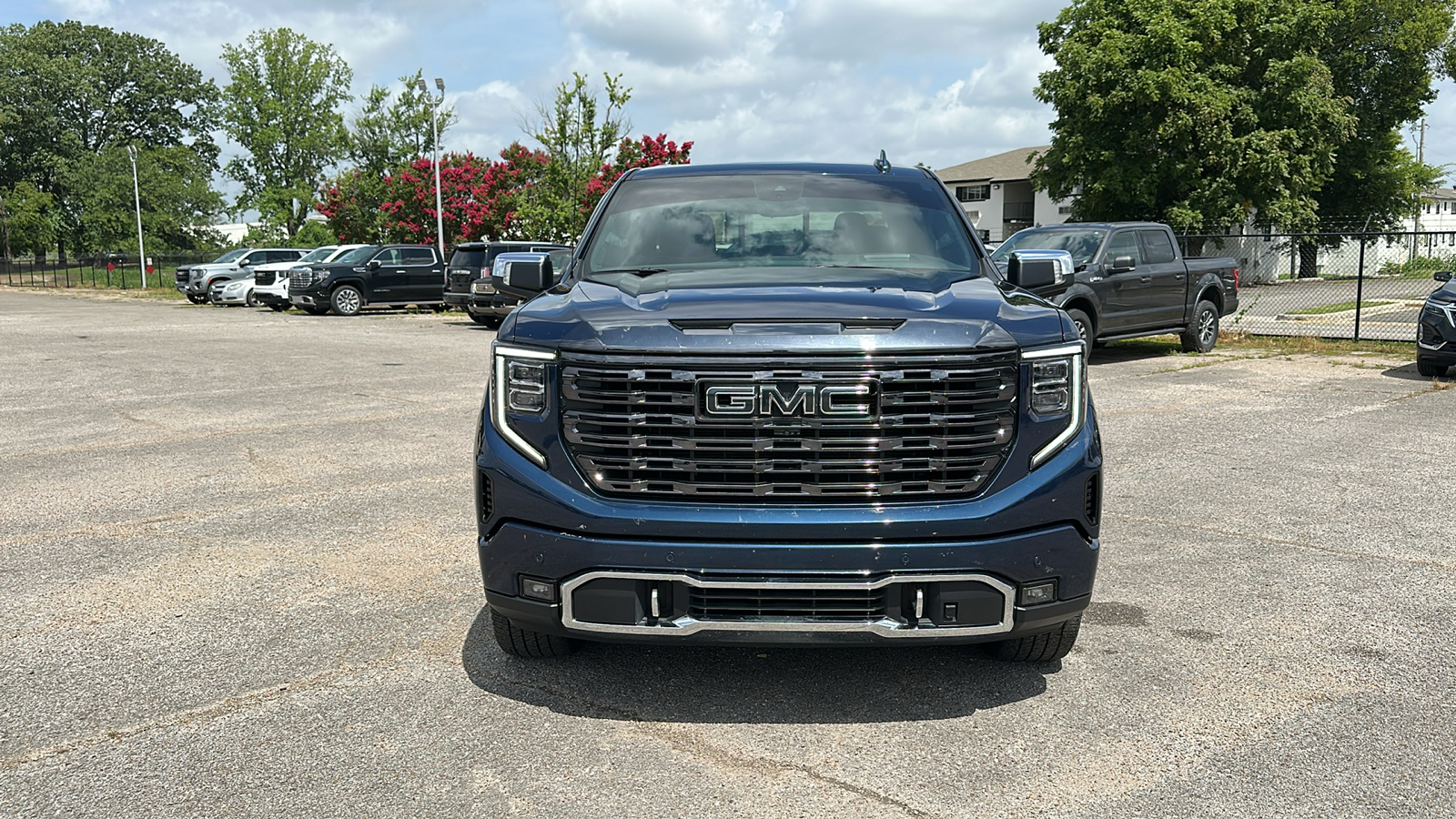 2023 GMC Sierra Denali Ultimate 8