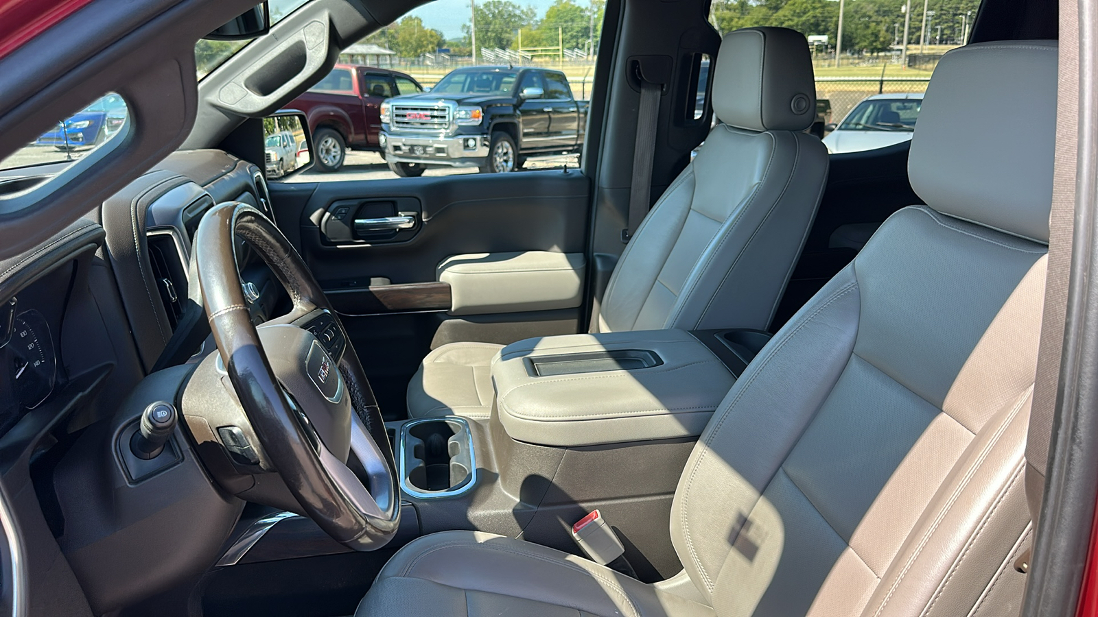 2019 GMC Sierra SLT 9